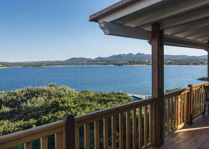 Isola Dei Gabbiani - Land Of Water 3*